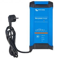 Blue Smart IP22 Charger 12/20