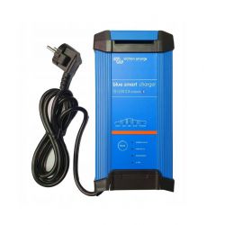 Blue Smart IP22 Charger 12/20(3) 230V CEE 7/7
