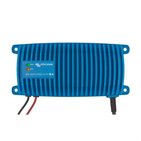 Blue Smart IP67 Charger 12/13 (1)
